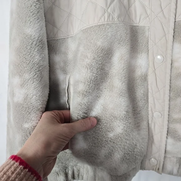 Abercrombie & Fitch Snap Up Fleece Quilted Jacket Camo - Picture 4 of 7